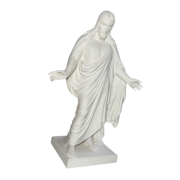 One Moment Time Jesus Christ Statue Utah 10” Resurrected Messiah Statue Figurine - Picture 1 of 16